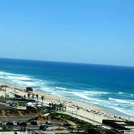 מלון דירות על הים בת ים 39 Exterior foto